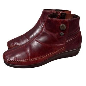 SAS Women's Jade Ankle Boots Burgundy Size 9.5 Zip Closure